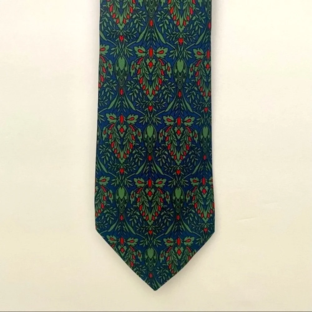 Vintage Smithsonian Institution Italian Silk Kaleidoscope Classic Tie
